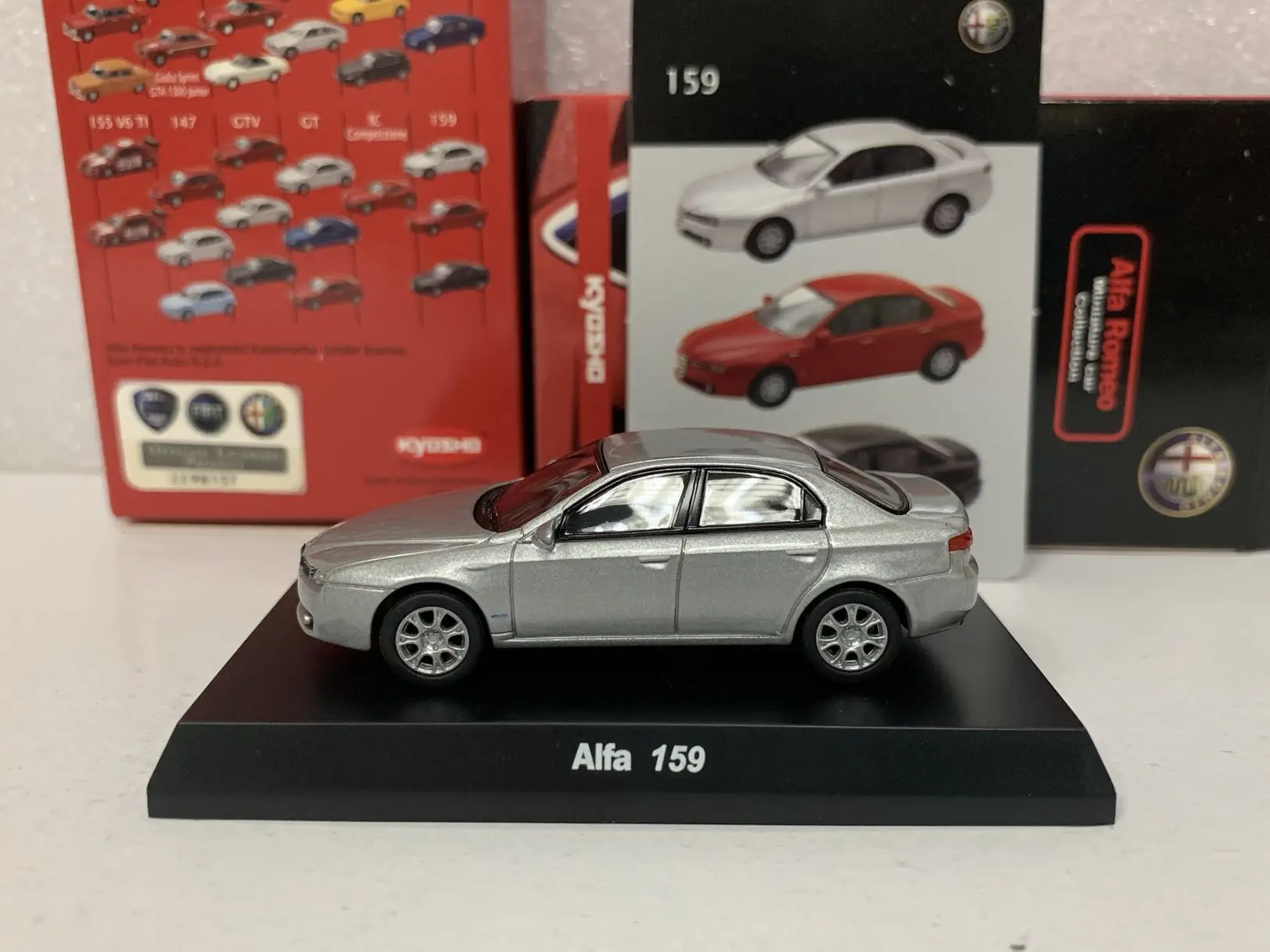 1/64 KYOSHO Alfa Romeo 159 Collection of die-cast alloy  car decoration model toys