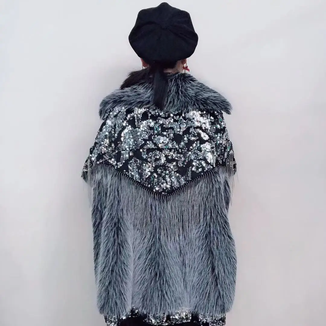 جديد موضة شتاء 2021 معطف نسائي من الفرو عالي الشارع من Tuscan سترة نسائية أنيقة مرصعة بالترتر من صوف الضأن سميك من الفرو الصناعي #3