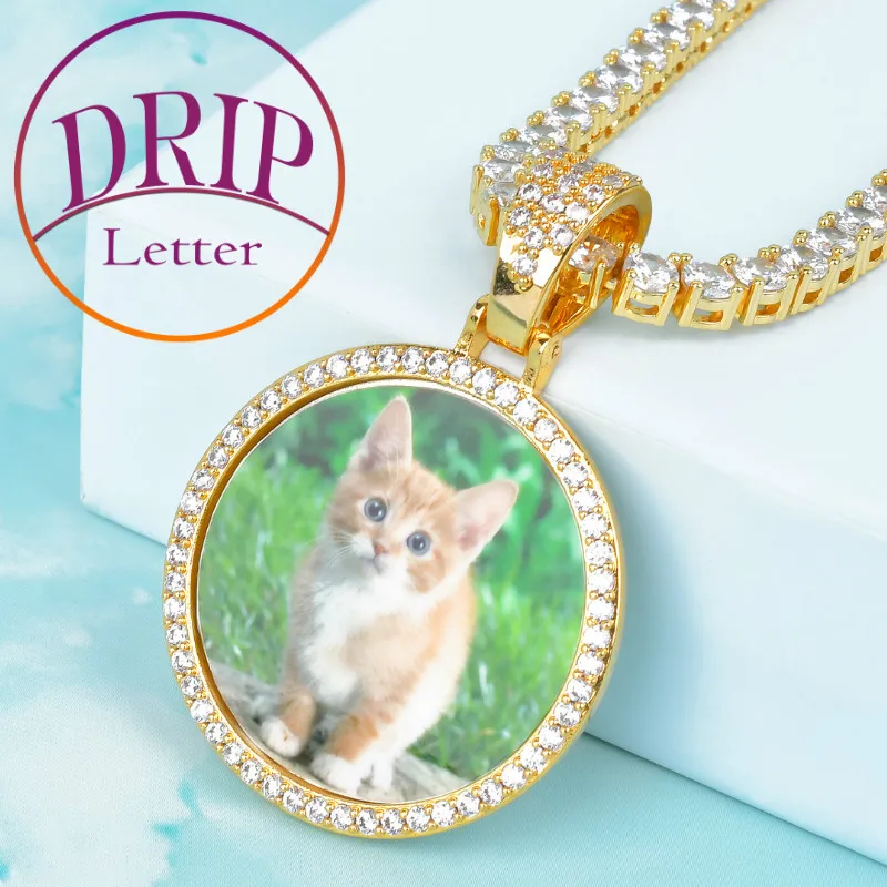 

Drip Letter Custom Photo Ncklace for Men Solid Back Round Memory Picture Pendant Medallion Hip Hop AAA A Zircon Charms Jewelry