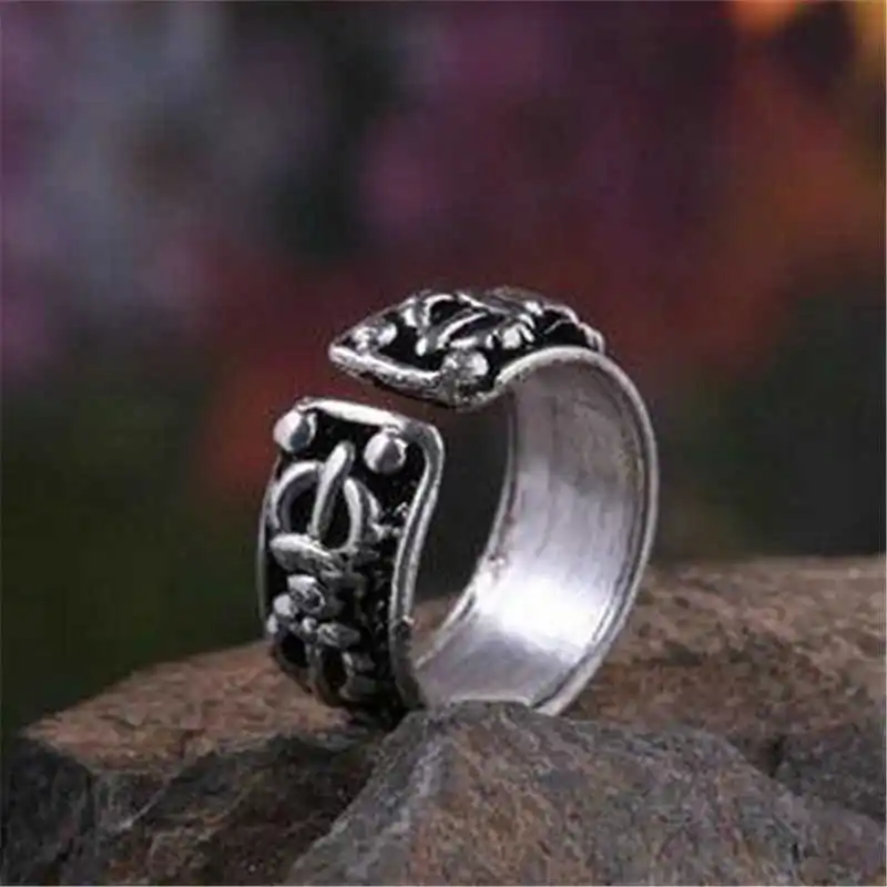 Tibetan Rings for Man Metal Copper Totem Amulet Ring Buddhist Dorje Six Words Mantras Open Ring R050