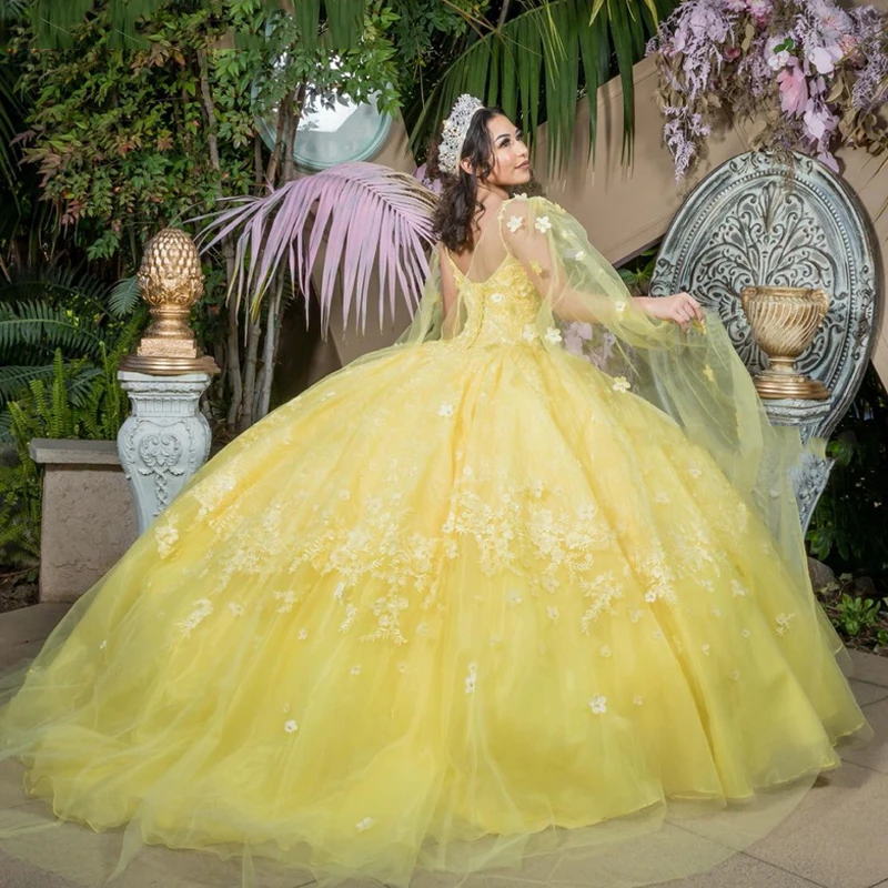 2022 abito Quinceanera giallo Royal Illusion maniche lunghe Sweetheart Applique Party Sweet 16 Gown