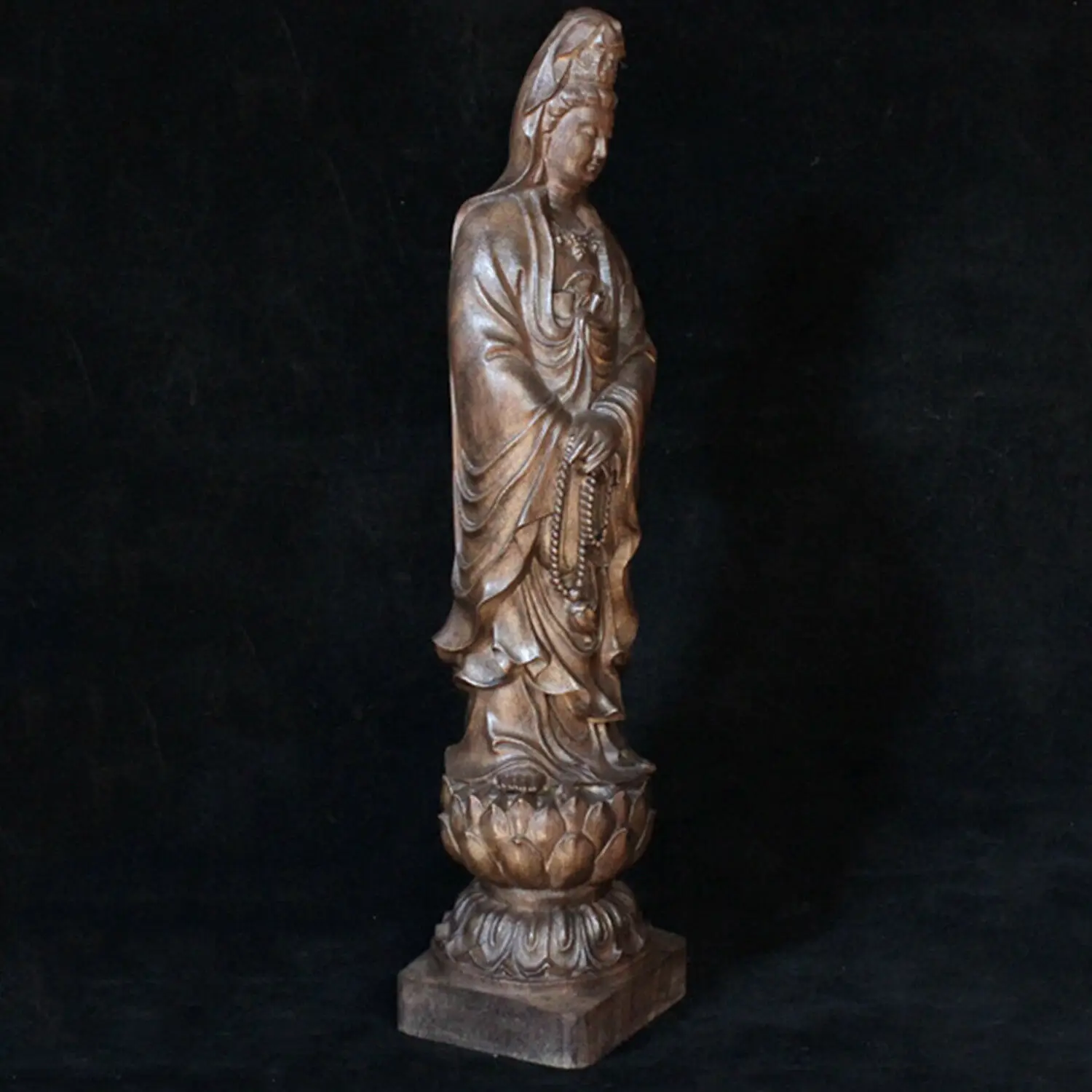 

Dharma wood Wood Carving Buddha Statue Agarwood Bodhisattva Sculpture Craft for Home Decor And Meditation