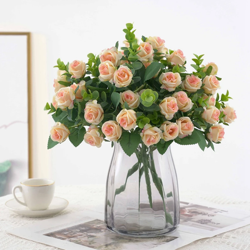 11-köpfiger Kunstblumenstrauß aus Seidenrosen mit Vase für Heimdekoration, Garten, Eukalyptusblätter, Kunstpflanzen, Hochzeit, Party – Detail 7
