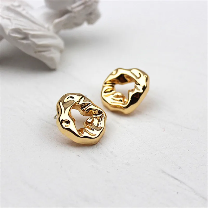 Kshmir-pendientes de metal brillante para mujer, aretes con textura plisada trenzada, irregular y geométrica, joyería a la moda