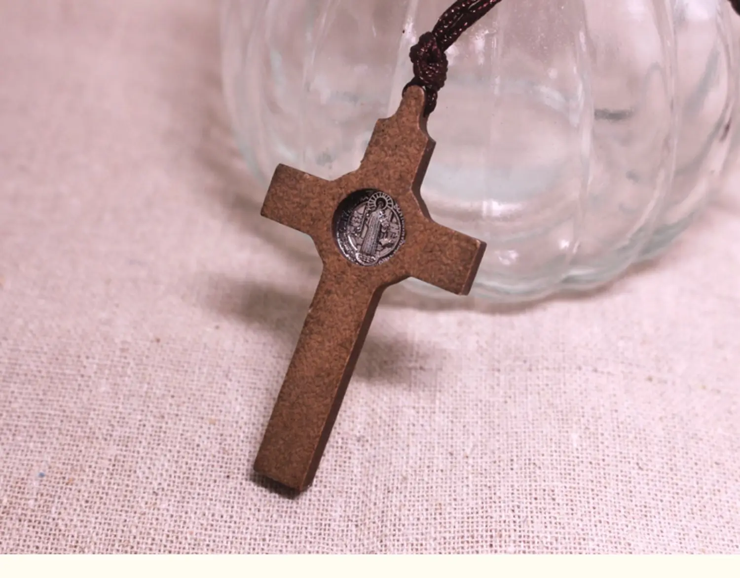 Christian Jesus Holzkreuz katholische Kirche Retro Holz Anhänger Auto Jesus auf Kreuz Rosarios Catolicos Jezus Croix Kruzifix – Detail 11