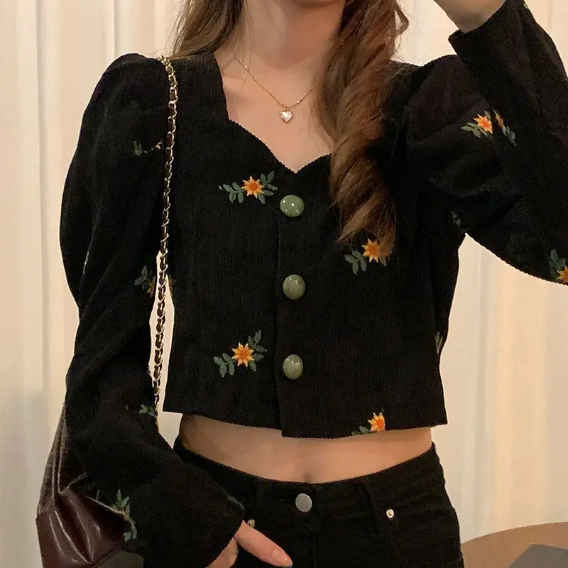 Shirts Women Embroidery Elegant Autumn It Floral Crops Vintage Harajuku Blusas Ins Casual Mujer Tops Femme Square Collar Classic