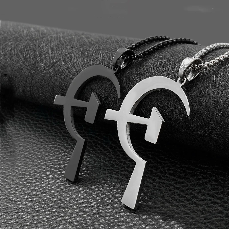 Fashion Titanium Steel Sickle Hammer Pendant Hipster Necklace Pendant Jewelry Hot Sale