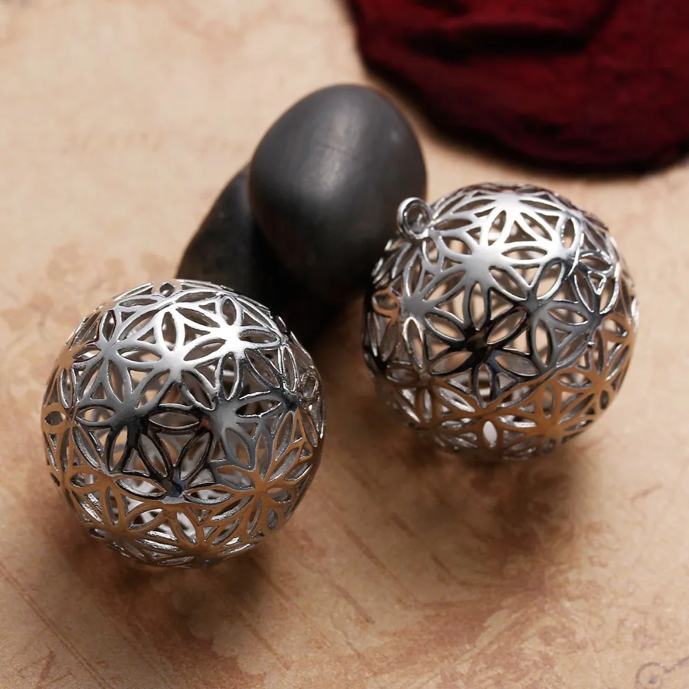 New Fashion Copper Flower Of Life Charms Pendants Round Gold Color Hollow Carved For DIY Making 28mm(1 1/8\