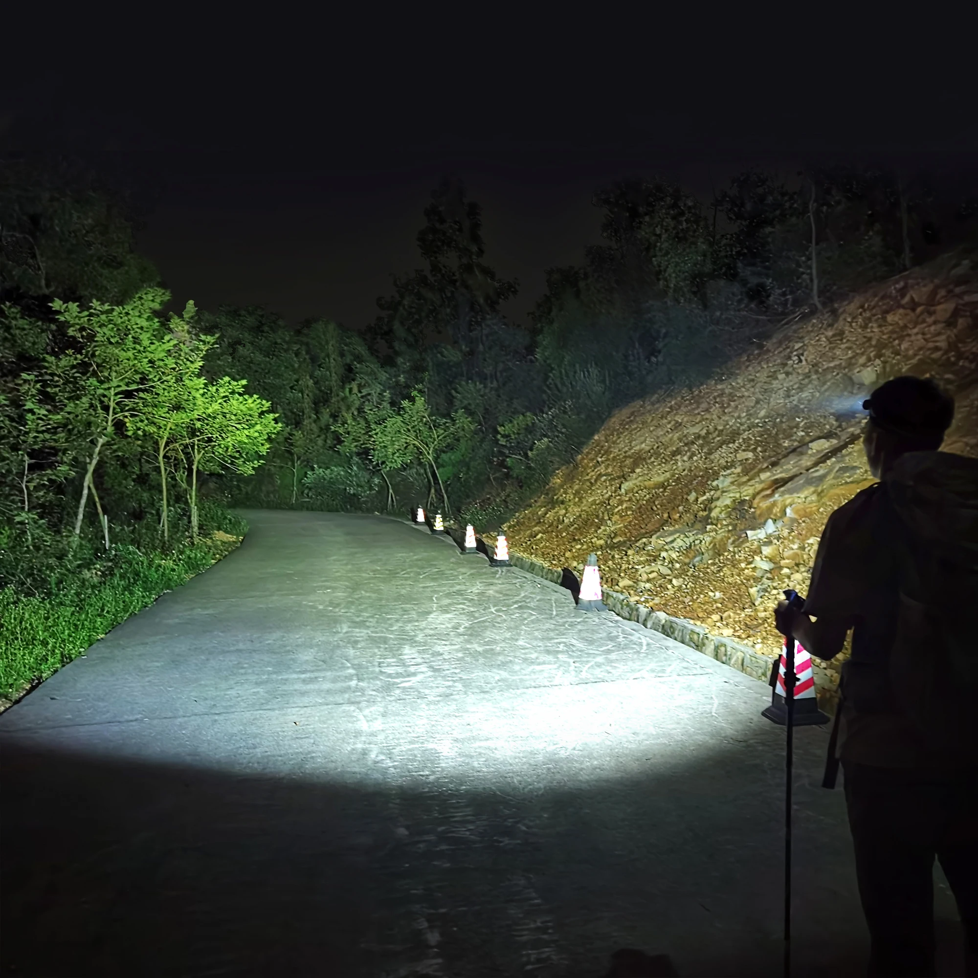 WUBEN H1 Flashlight Headlight Rechargeable Headlight Waterproof Headlight 1200 Lumen Fishing headlight Camping