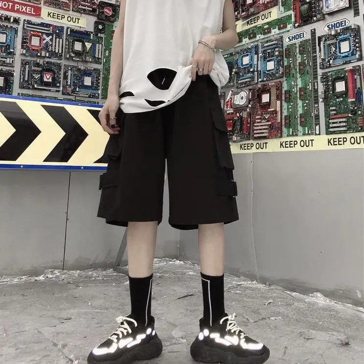 Nuovi pantaloncini Punk da uomo Streetwear Casual Punk Hip Hop Cargo Shorts uomo tasche Bermuda lunghezza al ginocchio Harajuku pantaloncini maschili