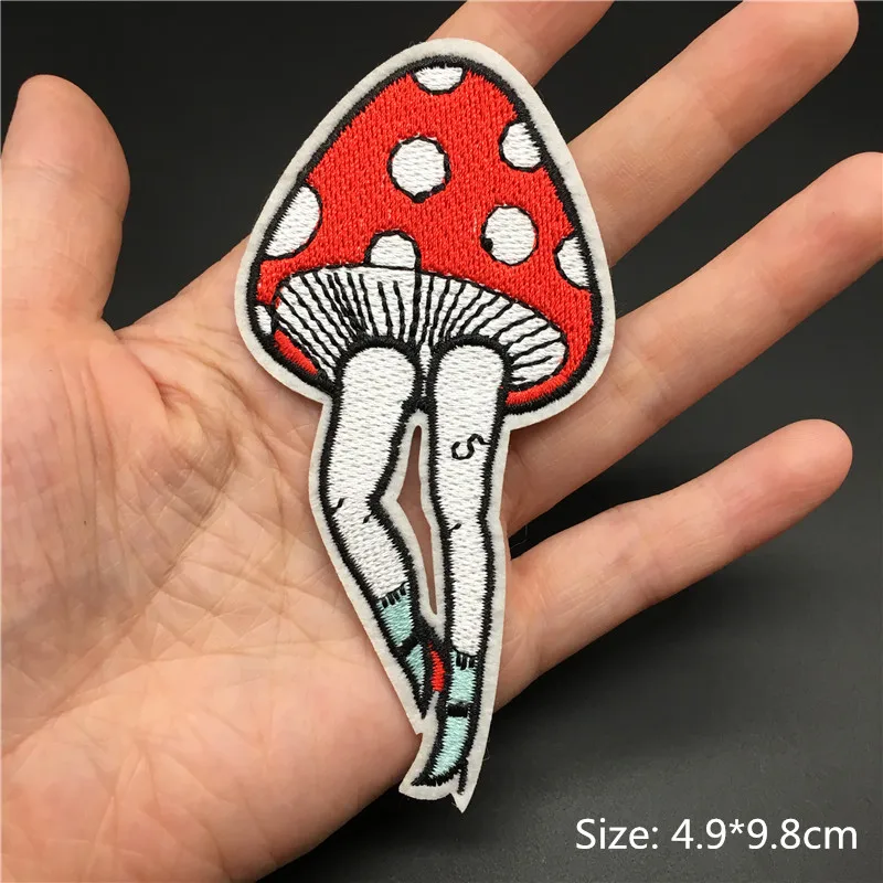 Parche bordado termoadhesivo corazón, calavera y plátano para ropa - imagen 4