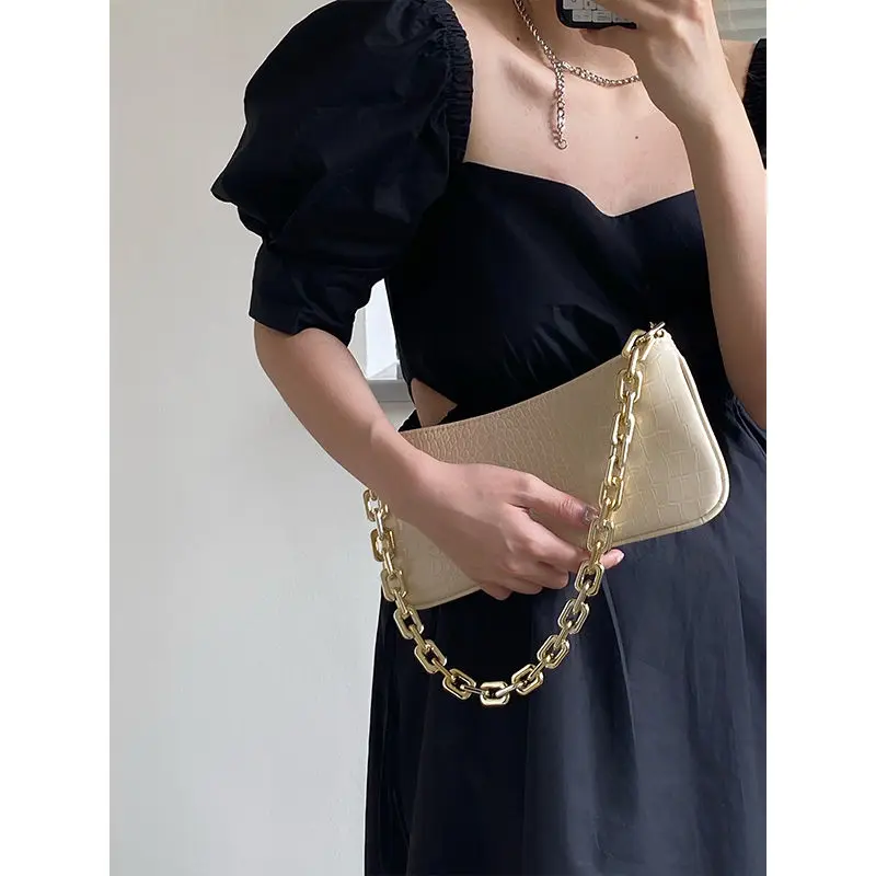 Crocodile Pattern PU Leather Female Shoulder Bag Fashion Ladies Armpit Bag Vintage Women Purse Handbags Small Clutch image 2