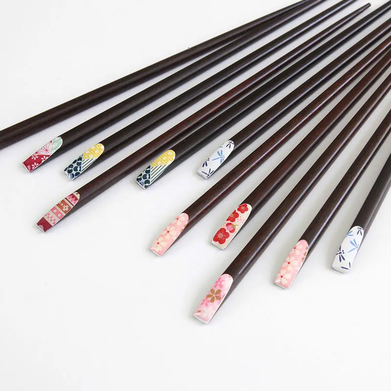 One Pair Colored Chopsticks Anti-slip Japanese Chopsticks Moisture-proof Sushi Sticks Creative Cute Chop sticks