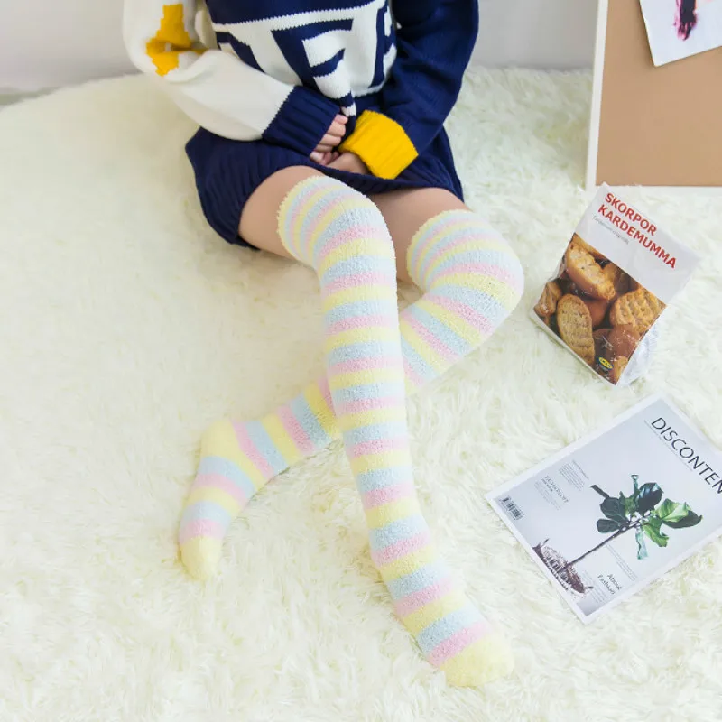 New Women\\\'s Knee Socks Winter Coral Fleece Knee-socks Long Over Knee Cute Stockings Thick Warm Striped Socks