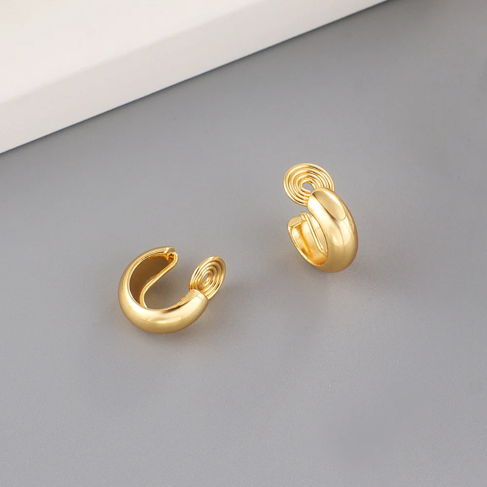 GRACE JUN Top quality 18K Gold Color Mosquito Coil Clip on Hoop Earrings Hot Sale C Shape Copper C Shape Cuff Earrings Ear Clip