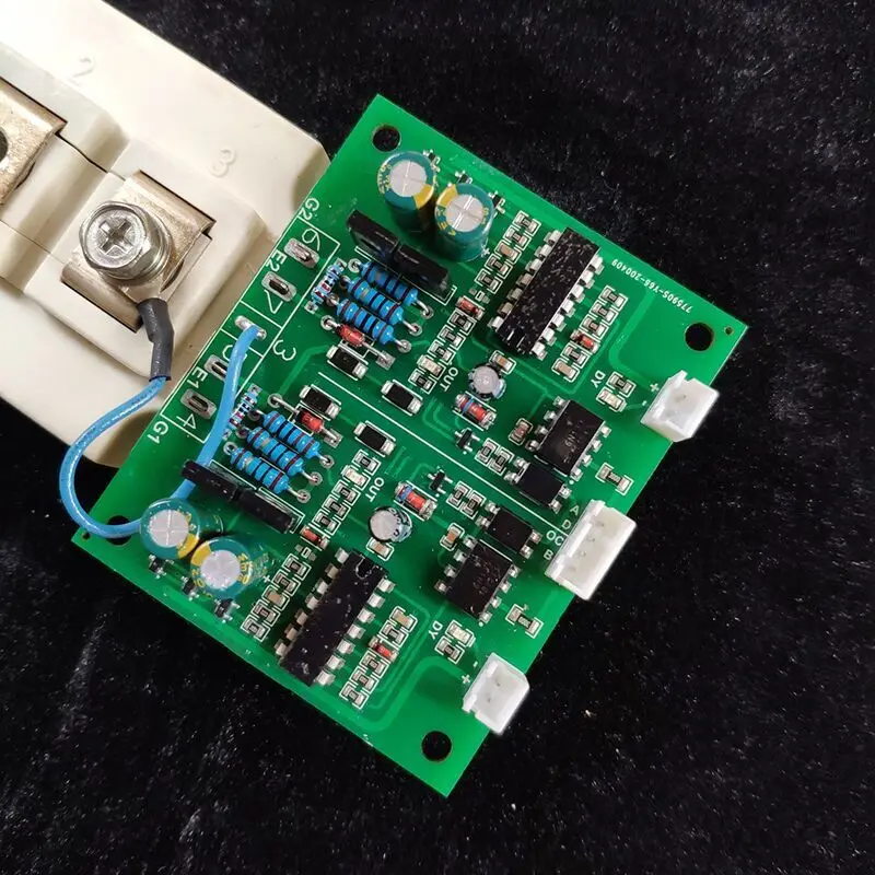 IGBT Module Driver Board Overcurrent Protection Optocoupler Isolation Classic Installation Design with Fault Indication