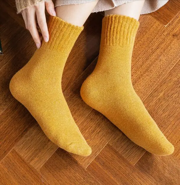 

Women Woollen 36% Socks Winter 3 Pair Thick Worm