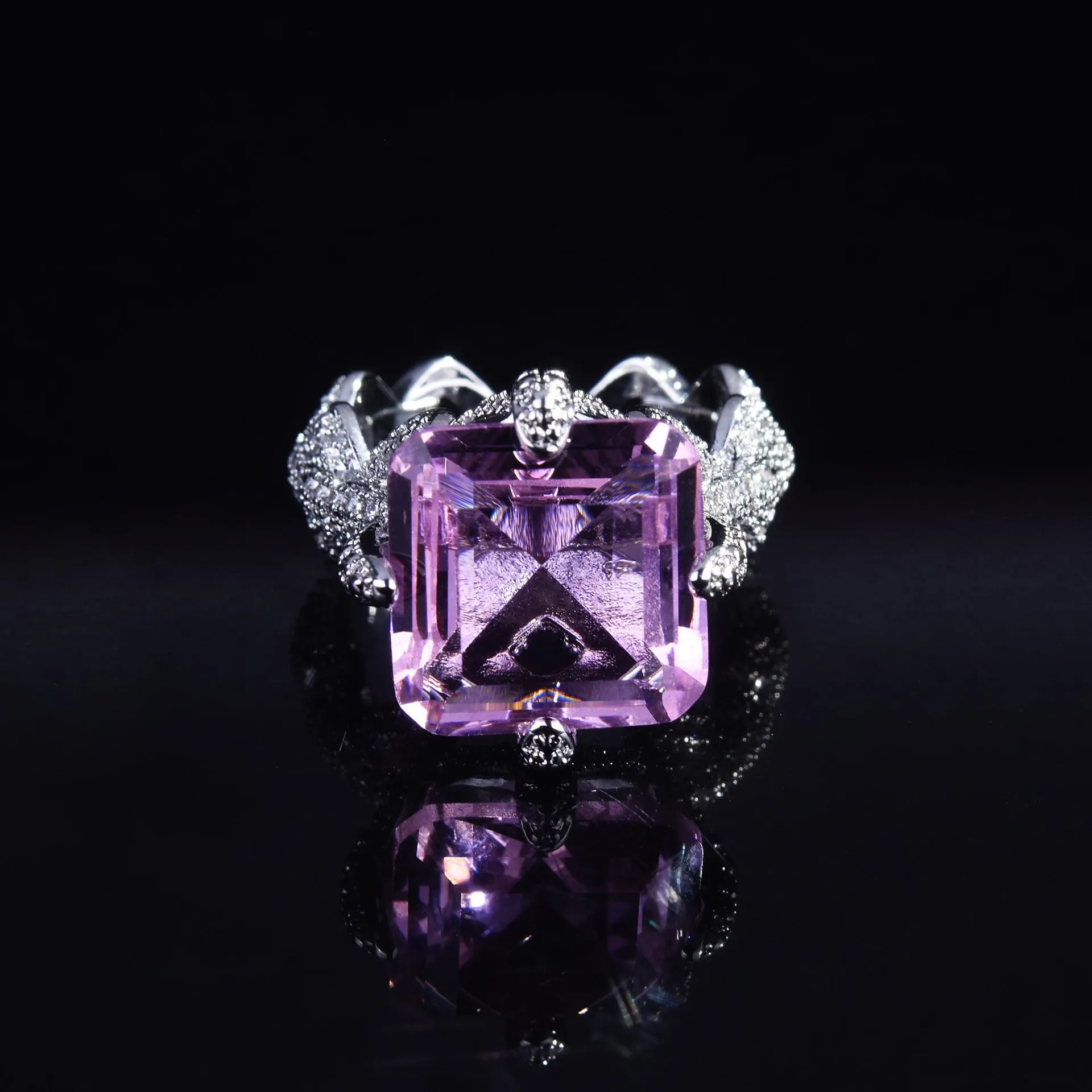 Único artesanato de prata incrustada cheia diamante quadrado roxo cristal requintado luxo senhoras abrir anel ajustável