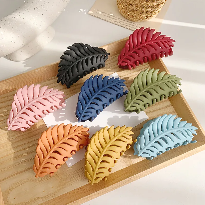 Leaves Hair Claws Clamping Ponytail Hair Clips Bow Bathing Plate Hairpins Headwear for Women Barrettes Girls Hair Accessories