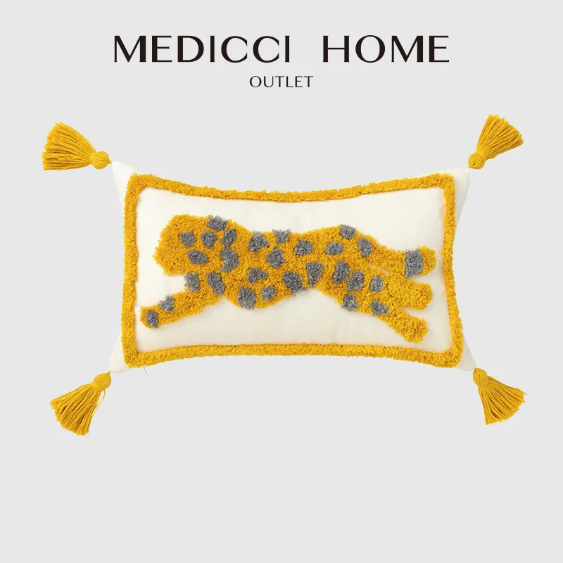 

Medicci Home Tufted Pillow Case INS Nordic Abstract Tiger Embroidered Cute Design Patio Cushion Covers 30x50cm Boho Style Decor