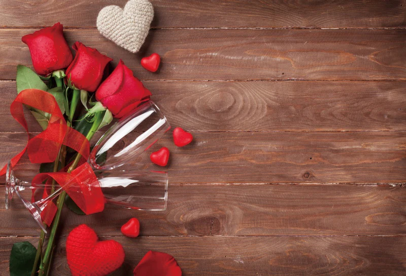 لوحة خشبية على شكل قلب وزهور وردية ، خلفية للتصوير الفوتوغرافي لعيد ميلاد الطفل ، عيد الحب ، استوديو الصور