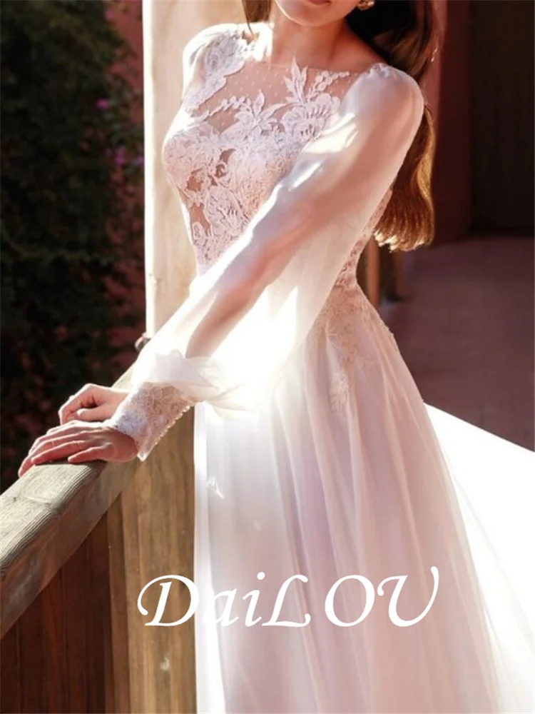 Bride Dress Sweeping Train Lace Tulle A Line Elegant Looming Upper Body Can Be Customized Size And Color2021