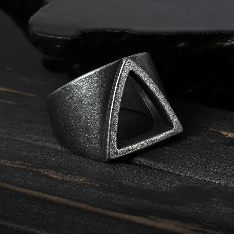 Onlysda 2019 Titanium Steel Viking Punk Gothic Antique Simple Male Ring Old Style For Men Rock Roll Kpop Bikers Jewelry OSR157