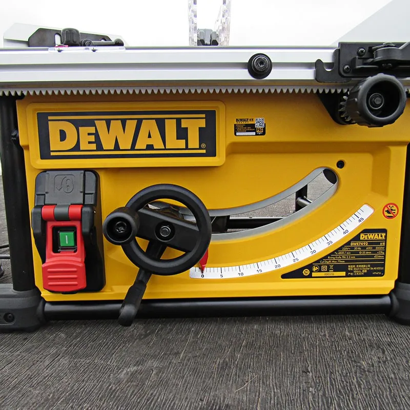 DEWALT Dust-Free Wood Cutting Machine Small Mechanical Desktop Portable Woodworking Sliding Table Saw DWE7492