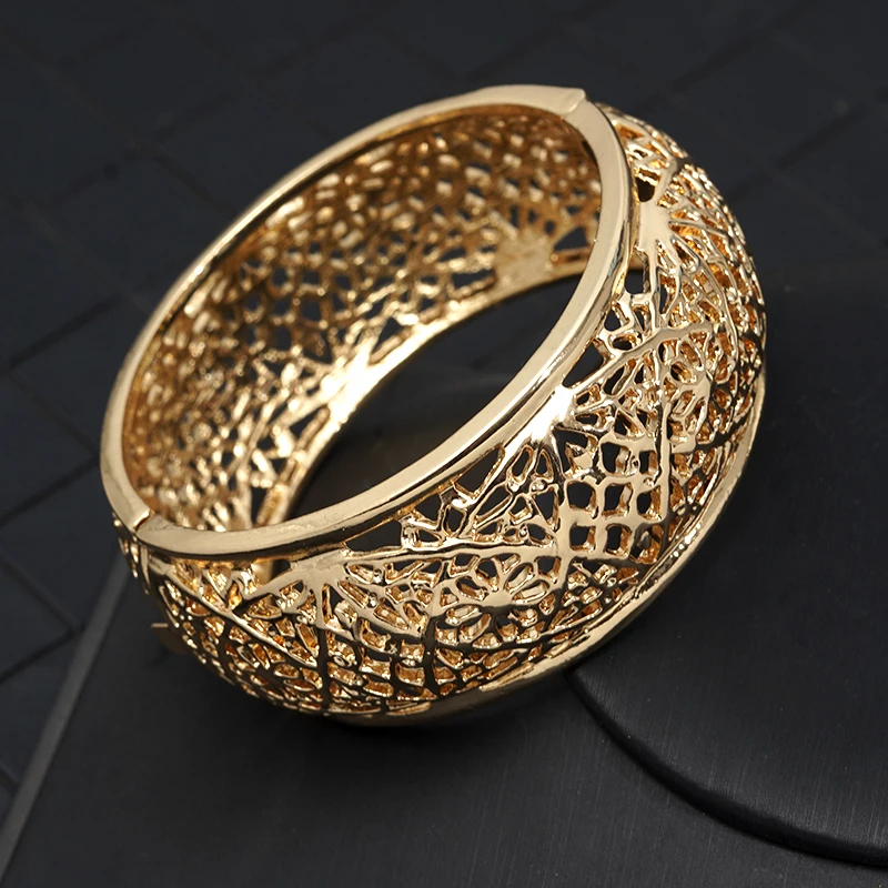 

New Style Gold Color Moroccan Ladies Hollow Bracelet Open Bracelet Women Wedding Jewelry