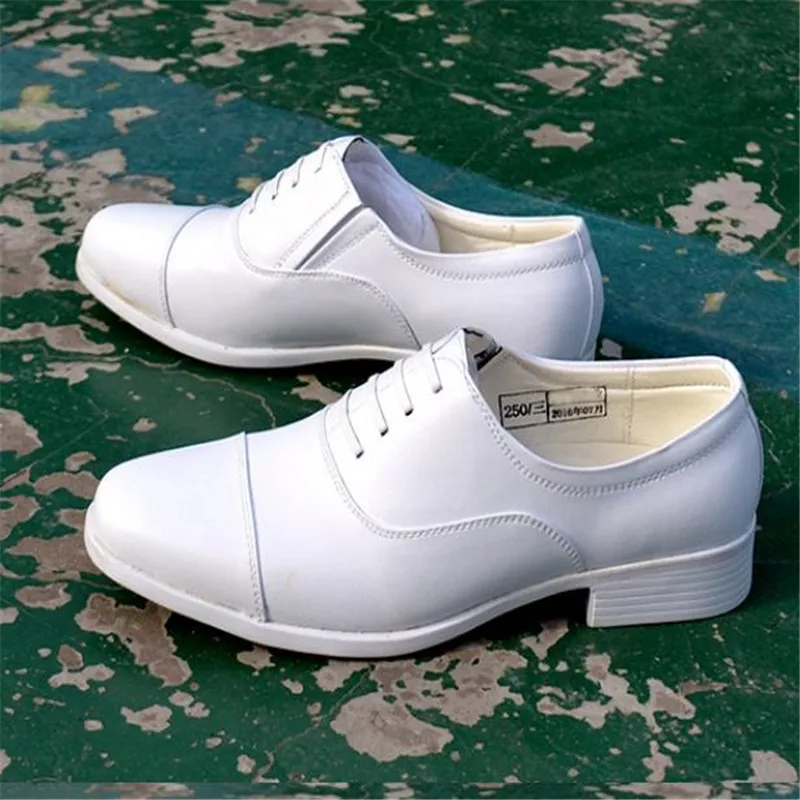 Big Size Men White Wedding Dress Shoes Breathable Three Joint Performance Shoes Men\'s Pointed Formal Shoes Plus Yard