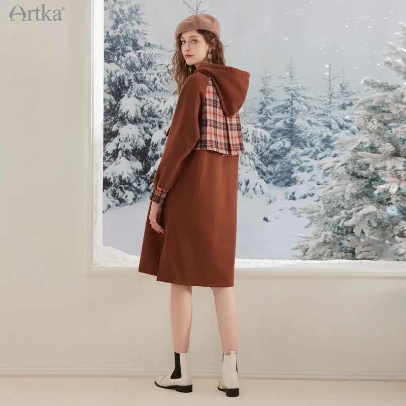 ARTKA 2021 Winter New Women Dress Vintage Woolen Plaid Patchwork Hoodie Dress Loose Warm Plus Velvet Midi Hooded Dress ZA20210D