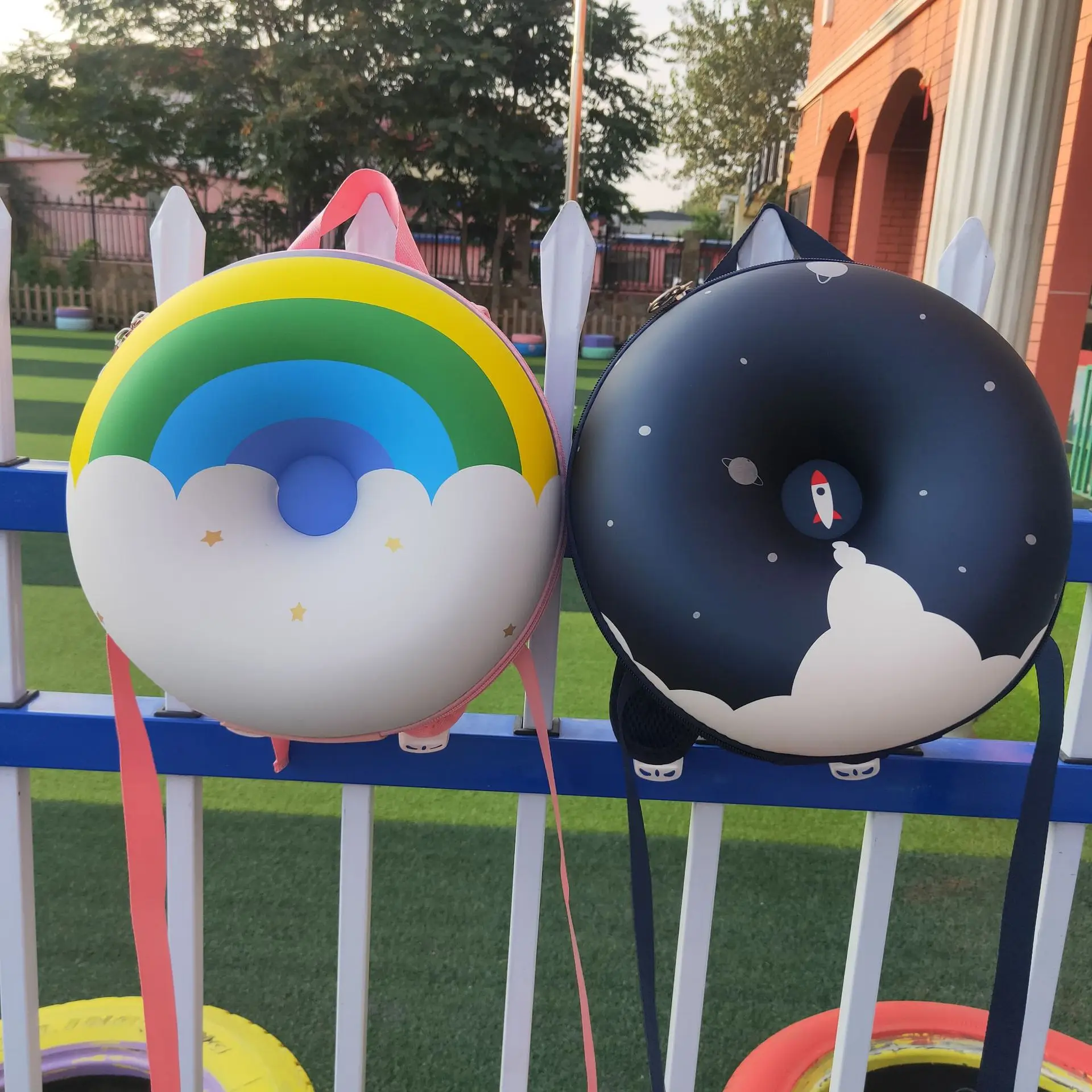 Donuts é saco do jardim de infância menina crianças com idade 3 a 5 masculino foguete dos desenhos animados arco-íris mochila do bebê das crianças