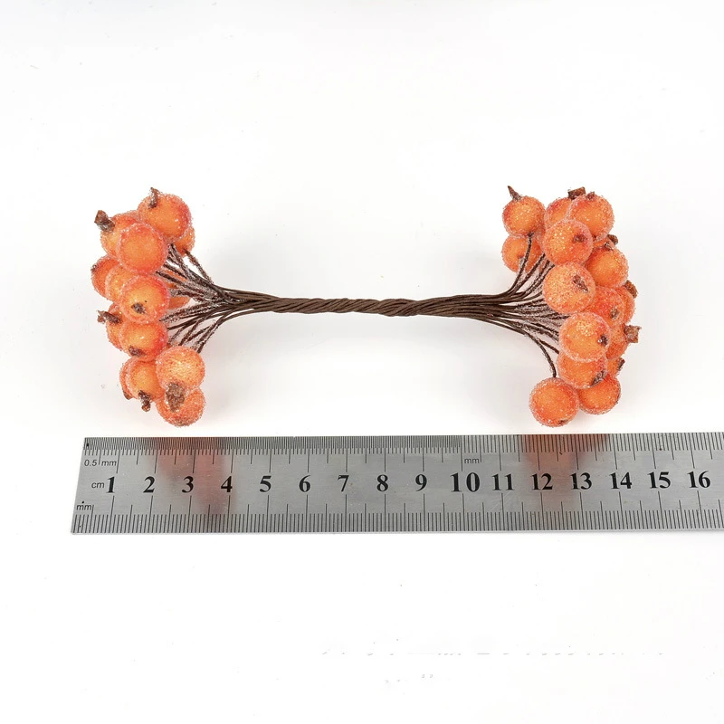 40 قطعة/الحزمة ديكور صغير عيد الميلاد متجمد التوت الاصطناعي النباتات الاصطناعية الفاكهة رغوة التوت صندوق الحلوى سكرابوكينغ