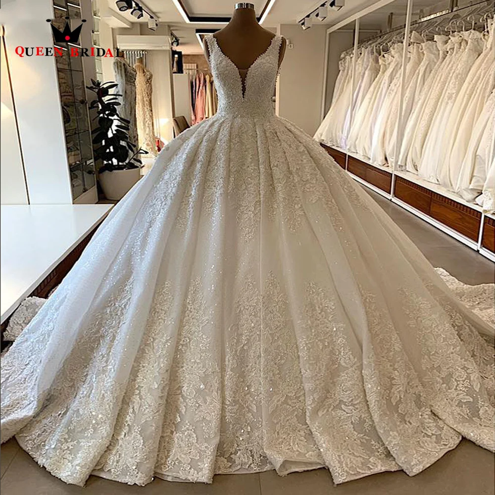 

Puffy Ball Gown V-neck Wedding Dresses Tulle Lace Beaded Appliques Crystal Plus Size Luxury Women Bride Gowns Custom Size SK67