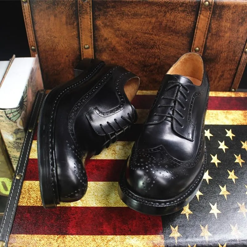 Vintage Carved Brogue Shoes Men Handmade Business Genuine Leather Cowhide Oxfords Shoes Mens Large Size 45 46 Formal Dress Shoes