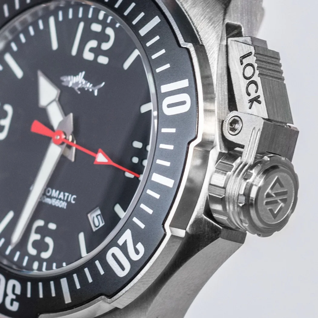 Heimdallr Mens Diving Watches Men Automatic Watch Mechanical Wristwatch 200M Waterproof Luminous Sapphire Helium Release Valve