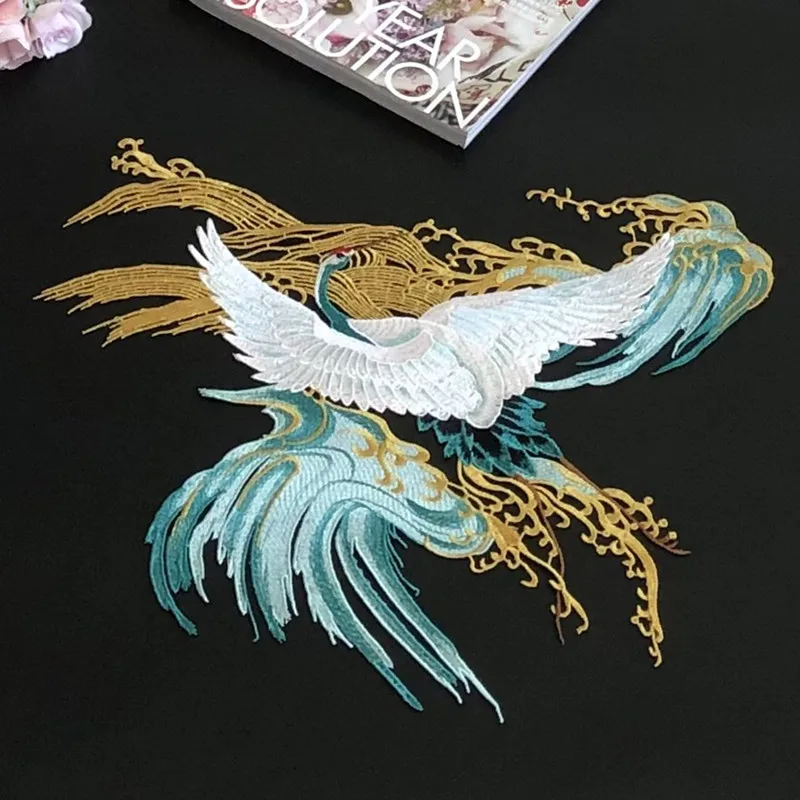 Large Bird Embroidered Patch Red-crowned Crane Applique Sewing Flower Patches For Clothes Dress Decor Accessory Patchwork Diy