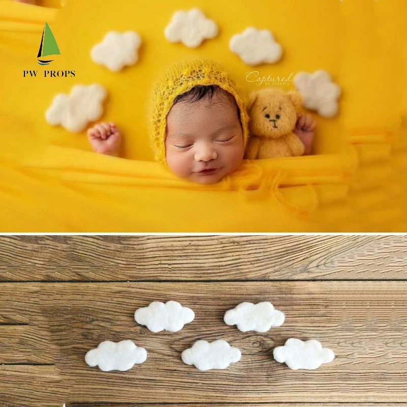 Handcrafted Wool Felt Clouds Newborn Photography Props Baby Posing Mat with Moon & Stars for Infants Photo Items