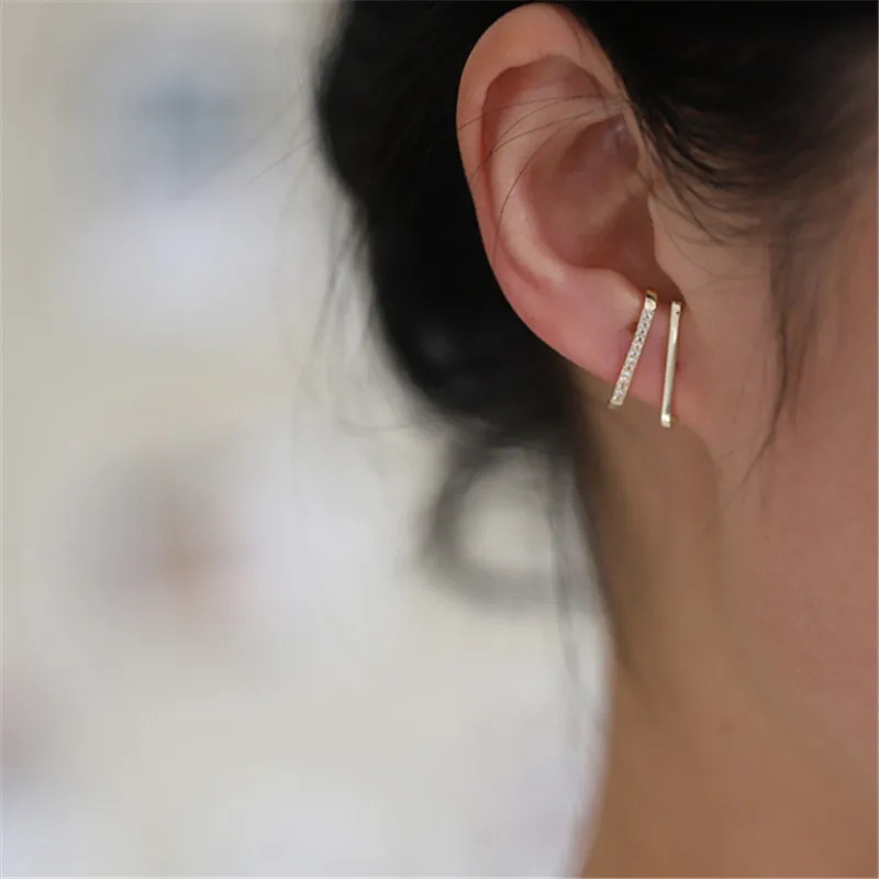 925 Sterling Silver European Asymmetrical Pavé Crystal Smooth Stud Earrings Women Simple Creative Student Party Jewelry Gift