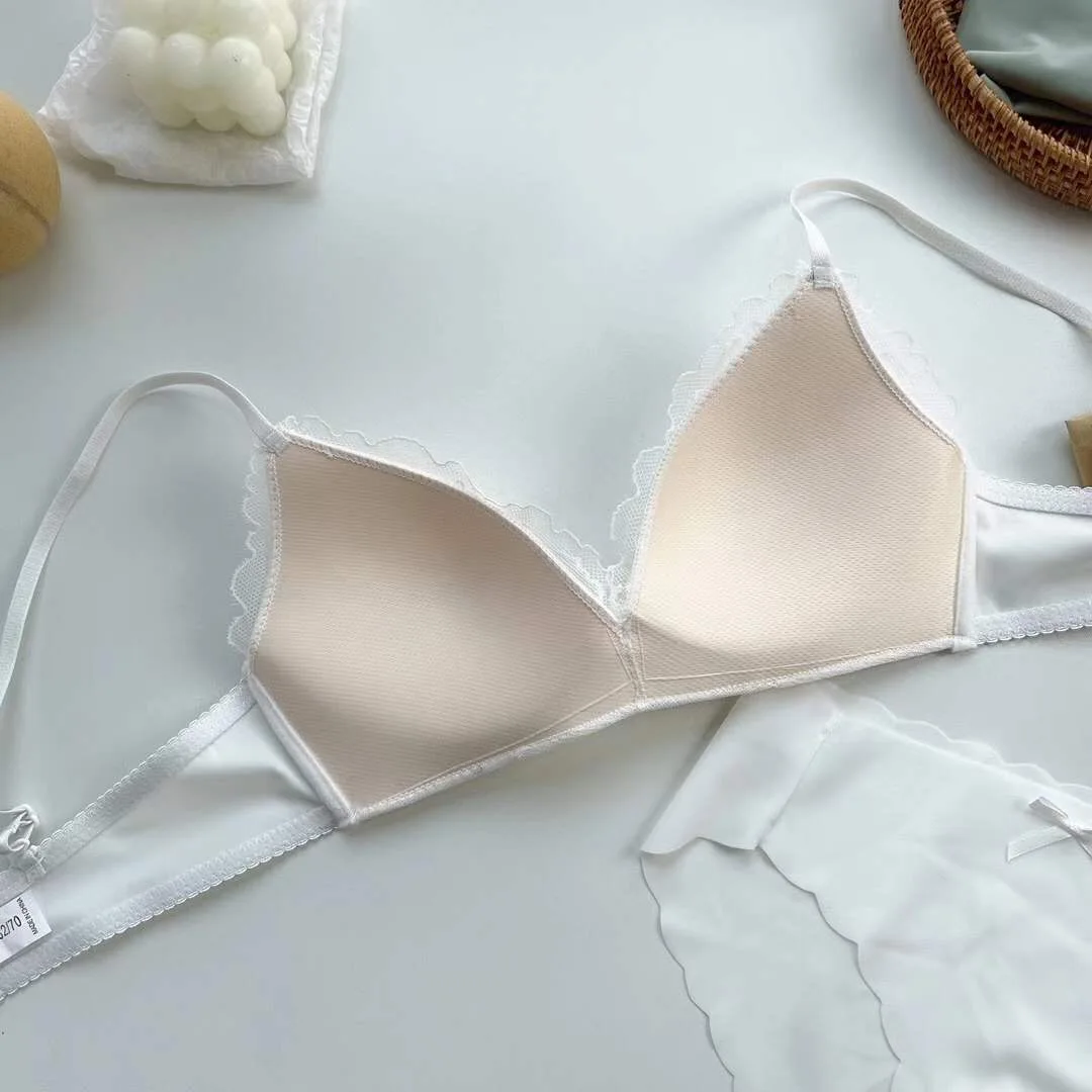 السيدات لا underwire الدانتيل تقليم الصدرية