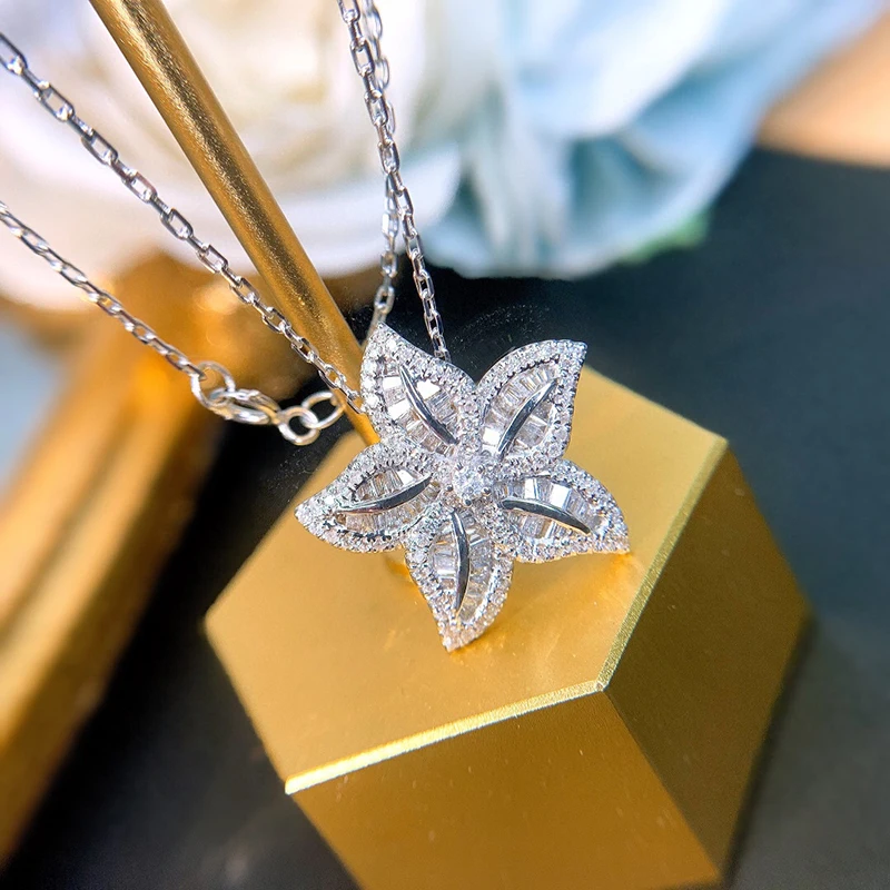 Aazuo 18K Orignal White Gold Real Diamonds 0.65ct Big Starfish Necklace gifted for Women Senior Banquet Wedding Link Chain Au750