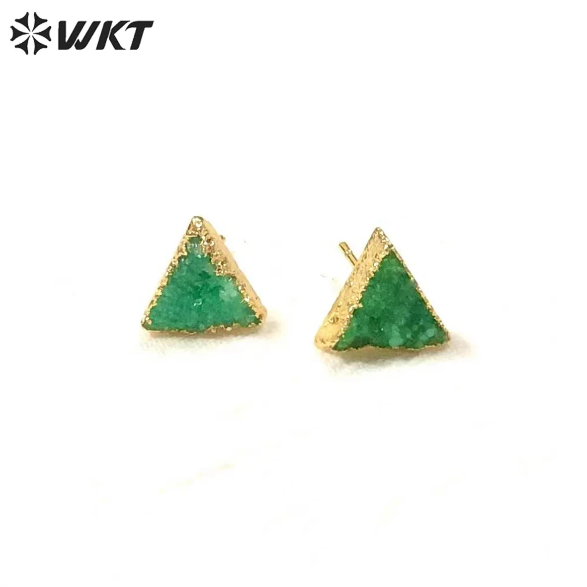 WT-E269 High Quality Tiny Stone Studs With Gold Plated Triangle Shape Earrings For Ladies Jewelry Gift Lovely Accessory