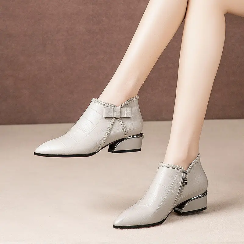 Ankle Boots Women Platform Lace Up Buckle Shoes Thick Heel Pointed Winter Warm Short Boot Casual Gingham Boot Plus Size 42