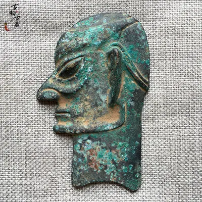 

Exquisite Antique Sanxingdui Bronze Mask Home Decoration Crafts