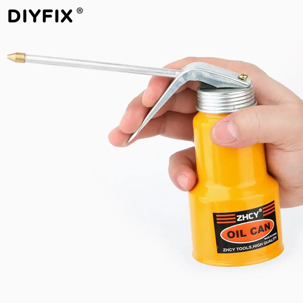 DIYFIX 300/500ML Grease Gun Oil Pump Lubricating Oil Can Metal Hose High Pressure Oiler Oil Injector Can Car Repair Clean Tools