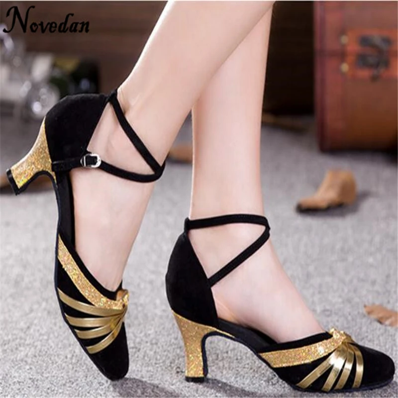 Women Ladies Ballroom Modern Dance Shoes Closed Toe Indoor Dancing Shoes Tango Salsa Performance Heels 5.5cm