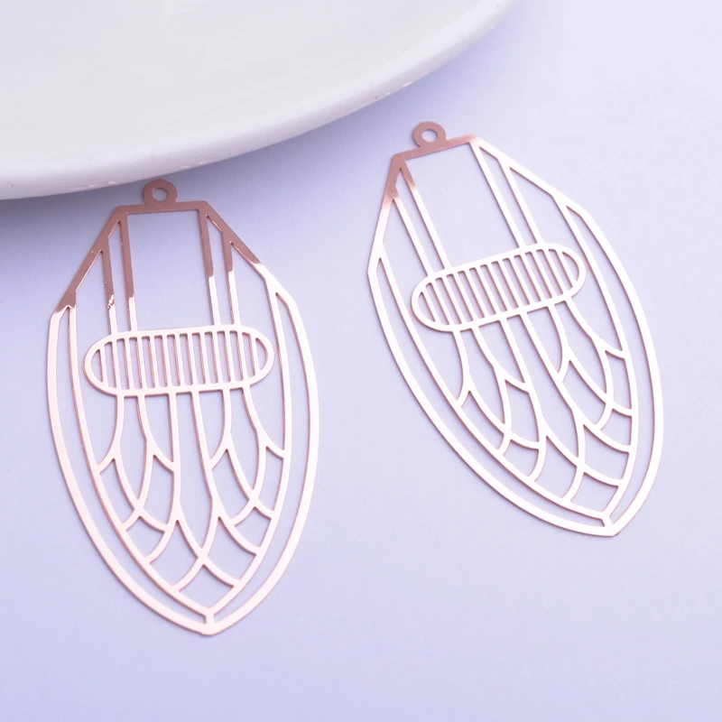 30 Stück AB6266 26*50mm Filigrane Ausgehöhlte Anhänger DIY Ohrring Anhänger Hängender Schmuck Dekoration – Detail 3