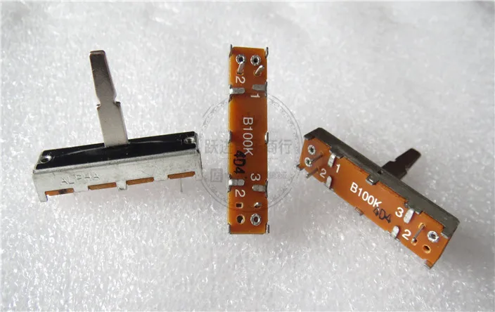 

Original new 100% 3.5cm single potentiometer B100K handle with dust-proof straight sliding push 20mm (SWITCH)