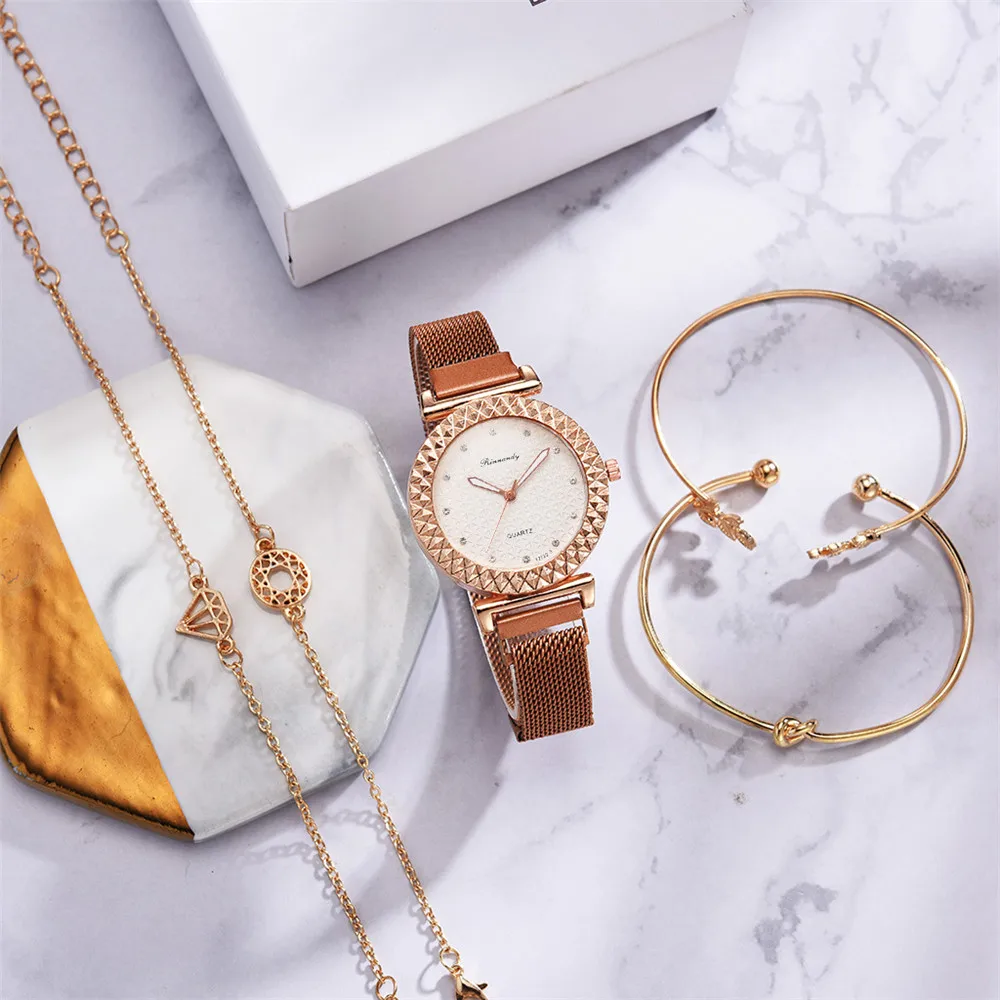 2021 Rose Gold Watches Women Gear Design Luxury Fashion Metal Magnets Strap Ladies Wristwatch Quartz Woman Clock Female Watch