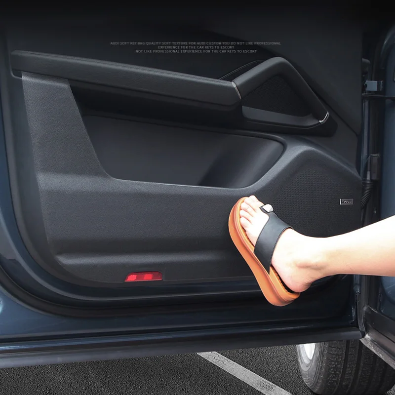 

Leather Car Door Kick Pad Car Door Anti-fouling Pad Modification For 2018 Porsche Cayenne Car Accessories Interior